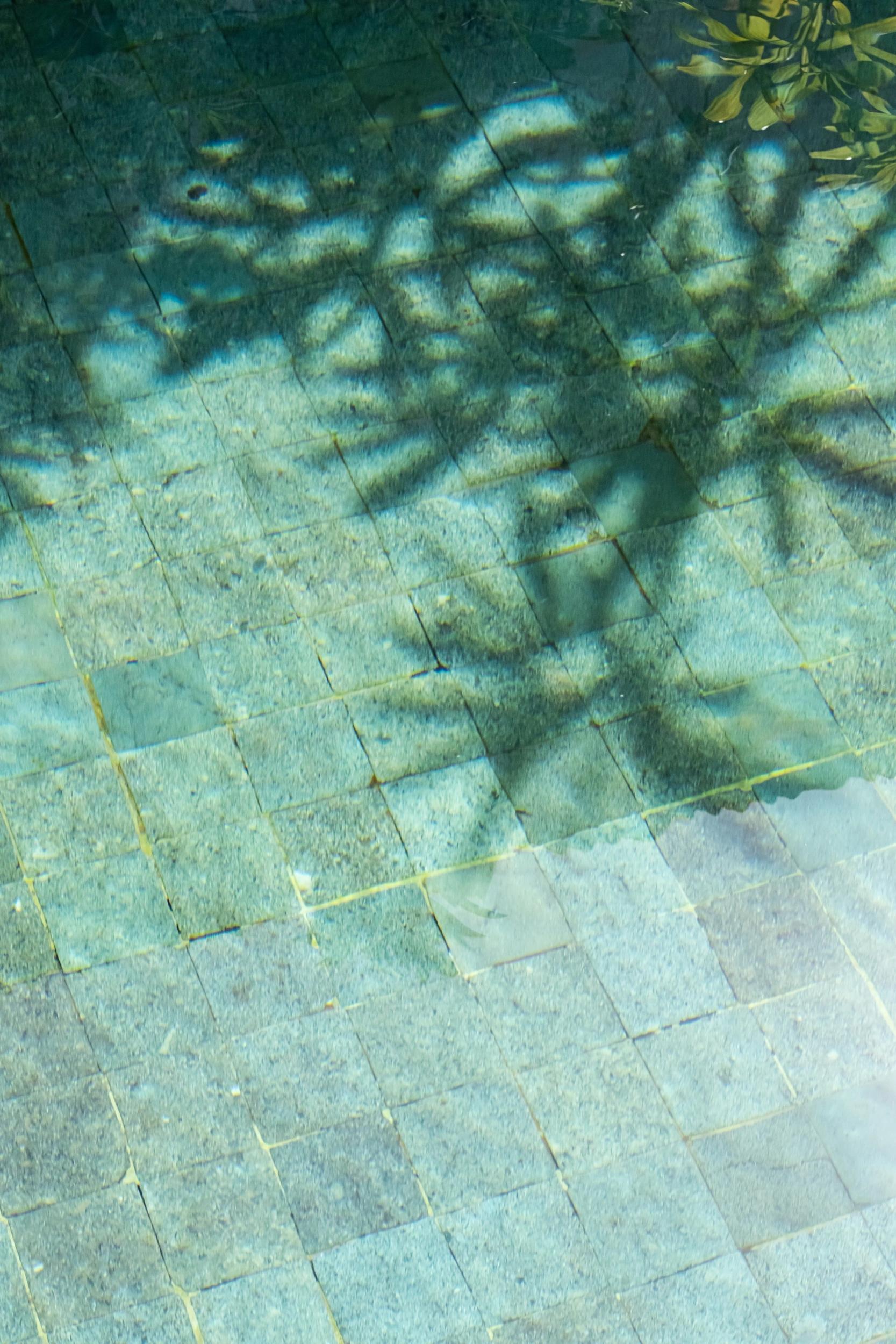 EAU relaxantE au bord de l'hôtel San Andrea en Balagne